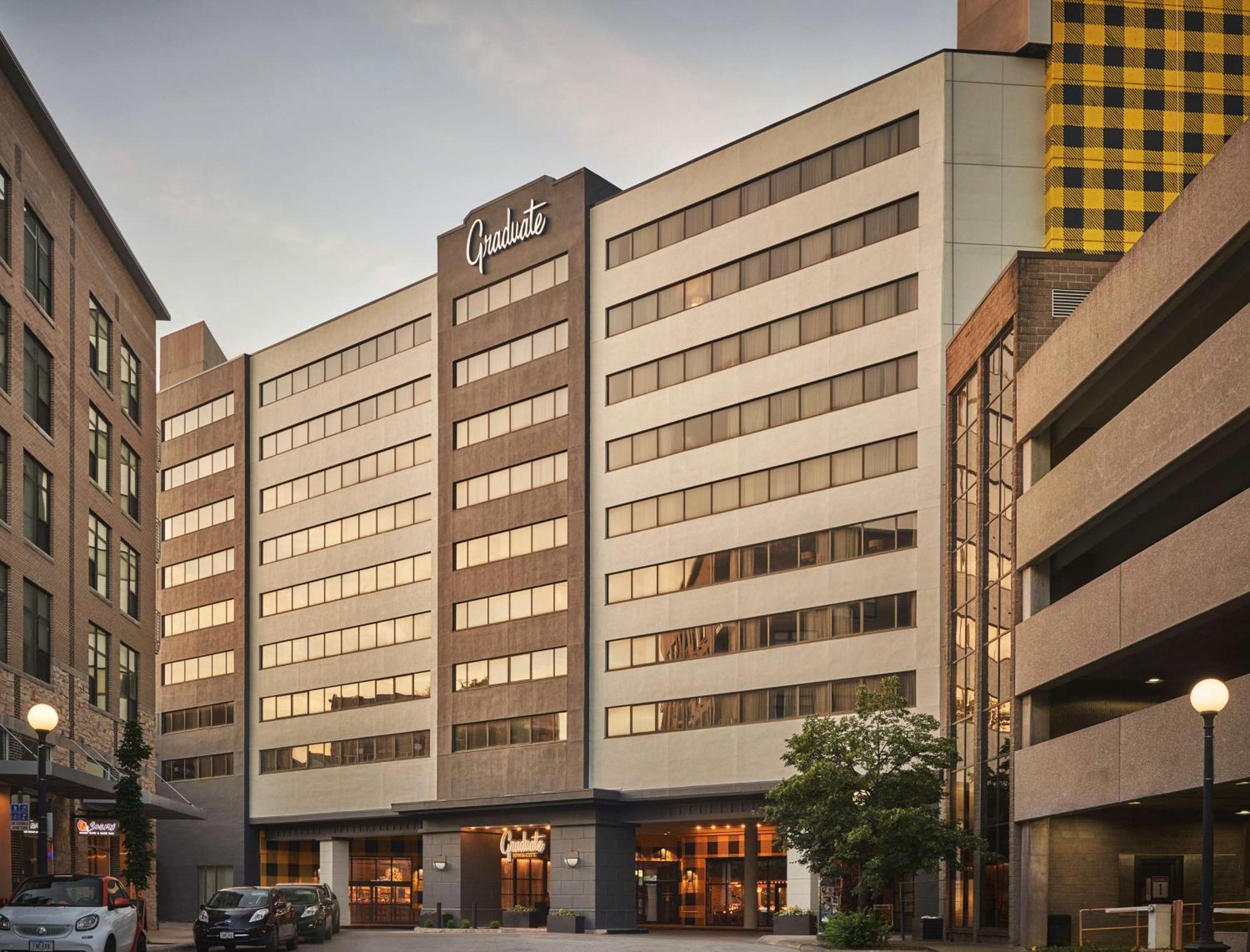 Graduate By Hilton Iowa City Luaran gambar
